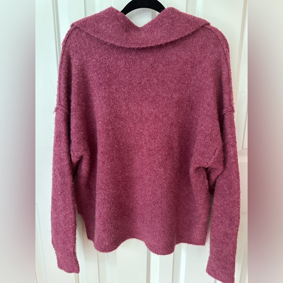 Abercrombie Wool Sweater - Picture 2 of 2